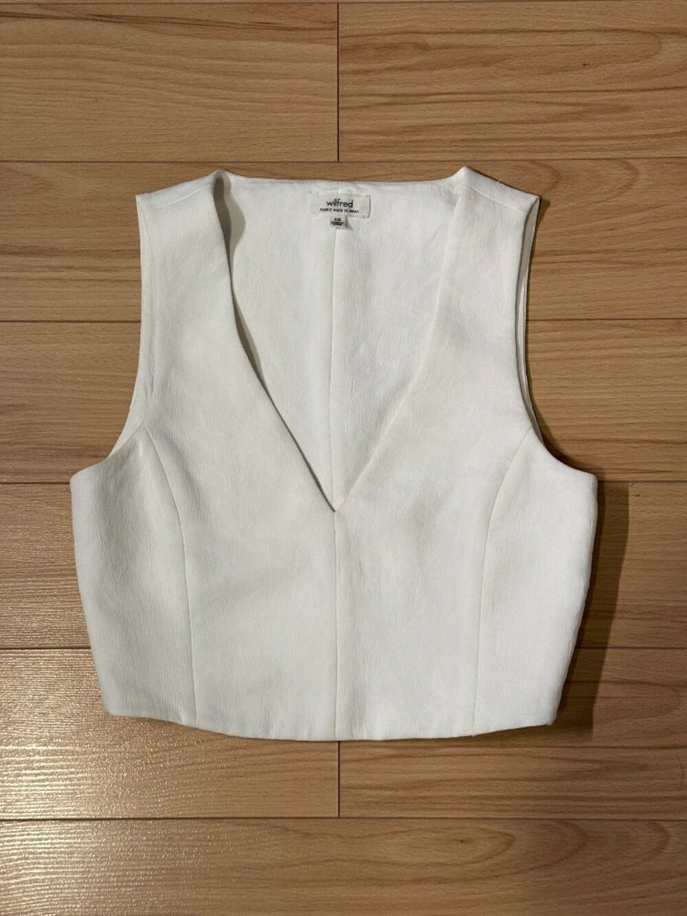 C$78 Retail Aritzia Wilfred Dauphine V-Neck Cropped Tank Top White XXS
